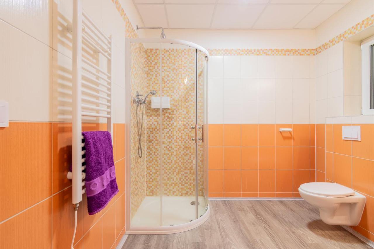 Aparthotel DKS Chomutov Exterior foto